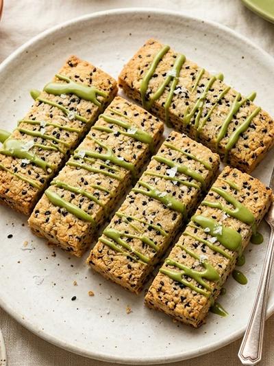 Air Fryer Black Sesame Coconut Shortbread with Matcha Drizzle