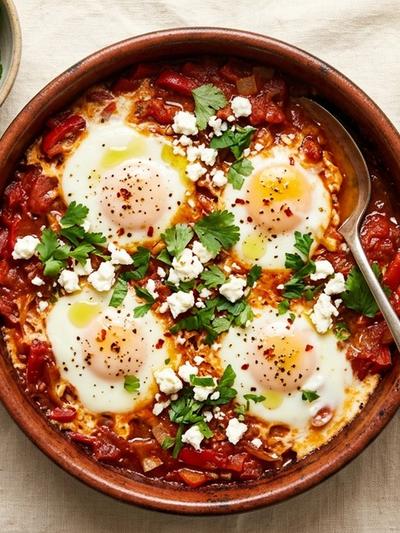 Shakshuka (Eggs in Spiced Tomato Sauce)
